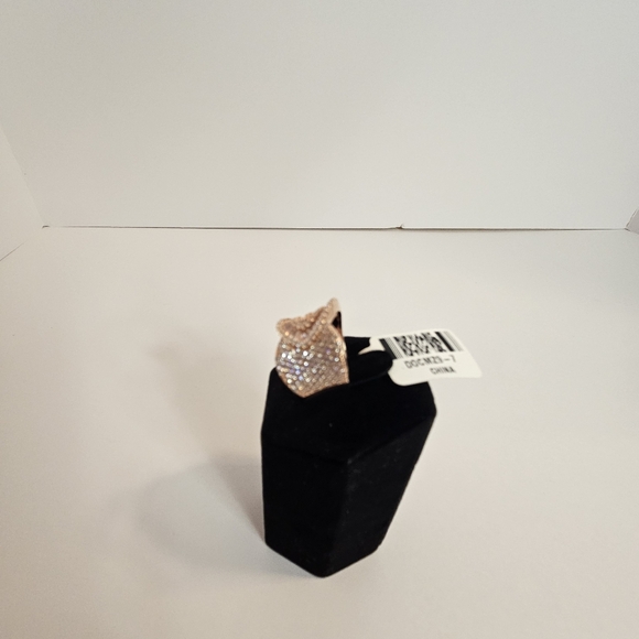 Elegant 18k Rose Gold over Sterling Silver Ring with 4.02ctw White and Pink SZ 7 - Picture 5 of 8